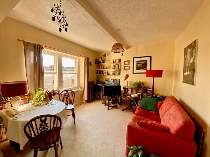 1 Bedroom Flat For Sale In Alma Vale Road, Clifton, Bristol, BS8