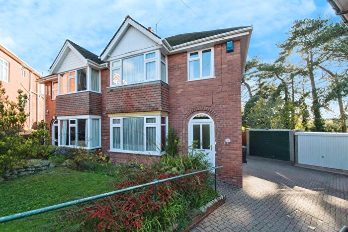 3 Bedroom Semi Detached House For Sale In Feltrim Avenue, Exeter, EX2