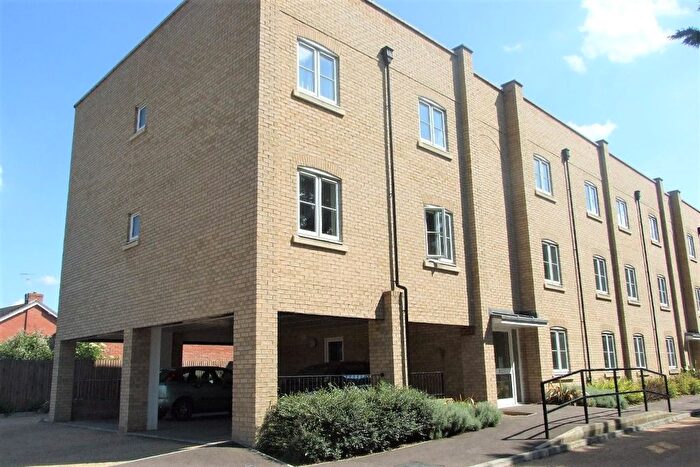2 Bedroom Flat For Sale In Old Station Place, Chatteris, PE16