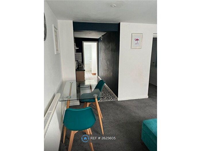 1 Bedroom Flat To Rent In Russell Square, Brighton, BN1