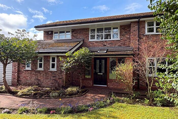 4 Bedroom Detached House For Sale In Copperbeech Close, Northenden, M22