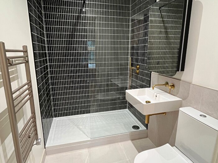 2 Bedroom Apartment To Rent In Royal Crest Avenue, London, E16