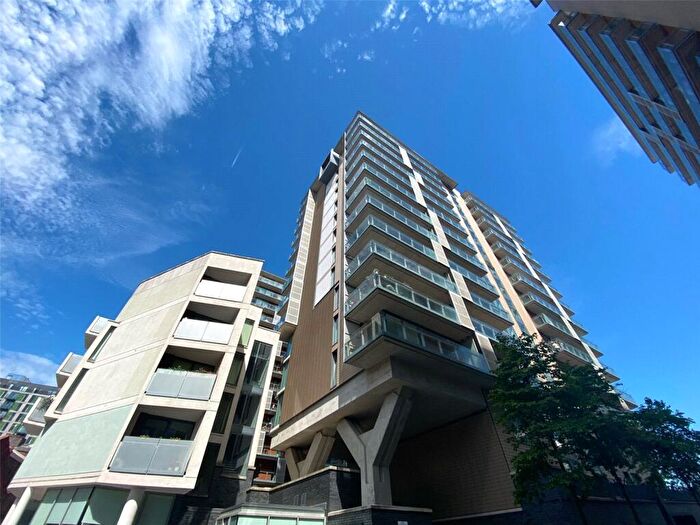 2 Bedroom Apartment To Rent In Spectrum, Block, Blackfriars Road, Manchester City Centre, Salford, M3