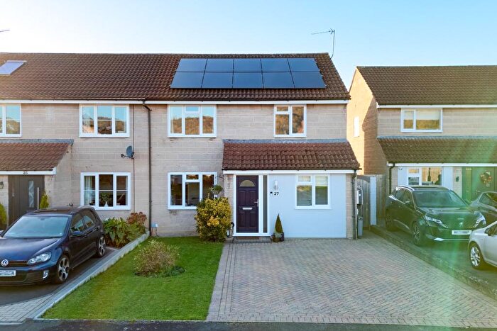 4 Bedroom Semi Detached House For Sale In Greenhayes, Cheddar, BS27