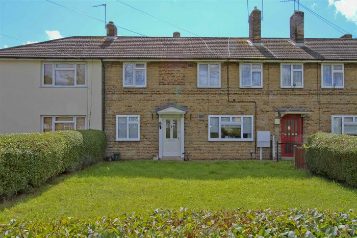 2 Bedroom Maisonette To Rent In Whitethorn Avenue, West Drayton, UB7