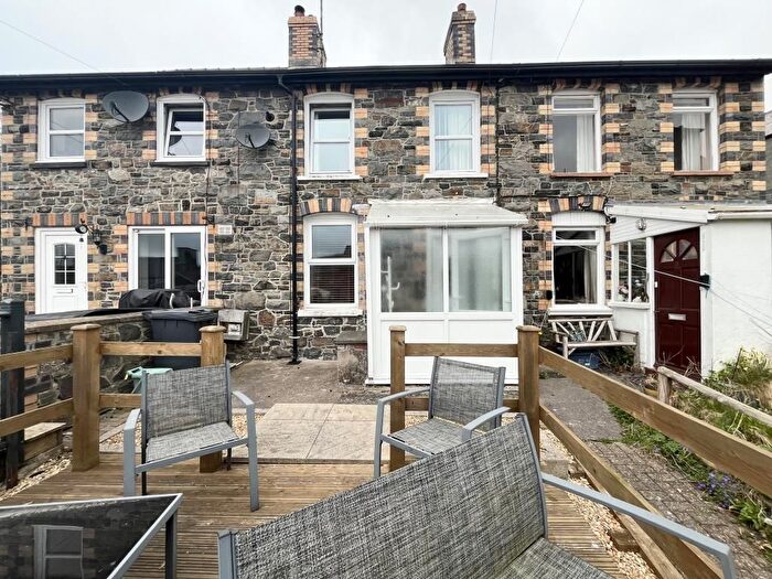 2 Bedroom Terraced House For Sale In East Street, Rhayader, LD6
