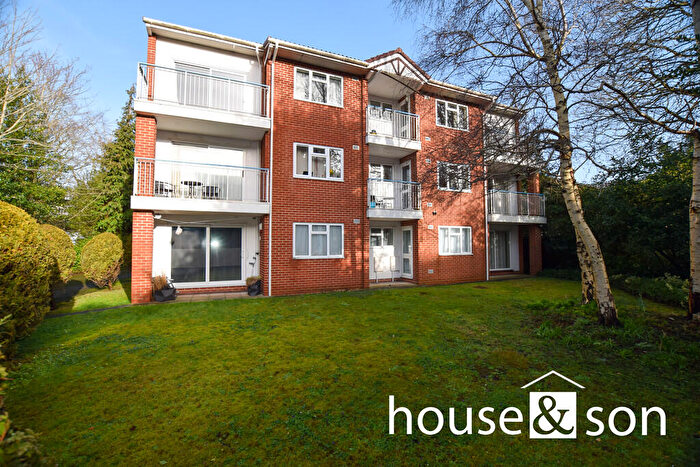 2 Bedroom Apartment For Sale In Aviemore, Dean Park Road, Dean Park, Bournemouth, BH1