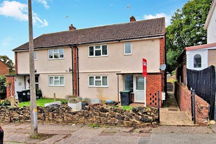2 Bedroom Maisonette To Rent In Western Avenue, Epping, Essex, CM16