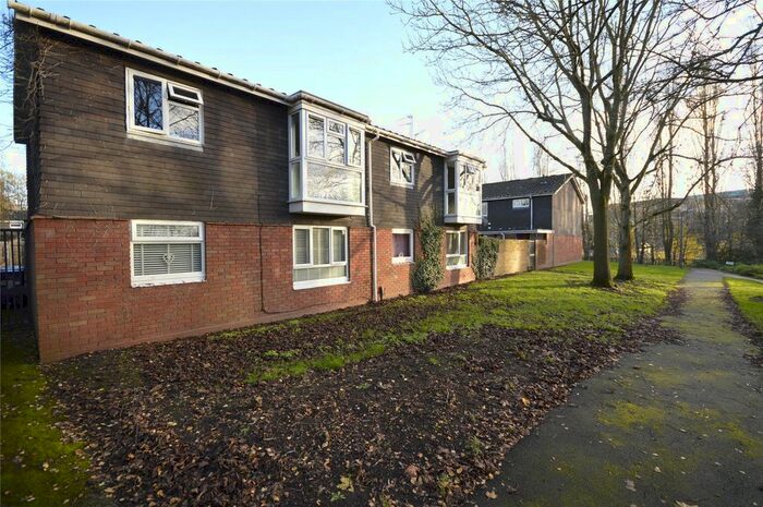 1 Bedroom Flat To Rent In Strathfield Walk, Wolverhampton, West Midlands, WV4