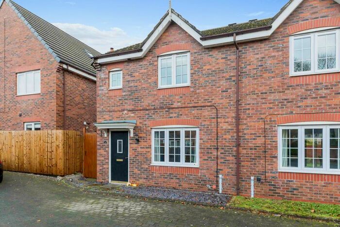 3 Bedroom Semi-Detached House To Rent In Barn Flatt Close, Higher Walton, Preston, PR5