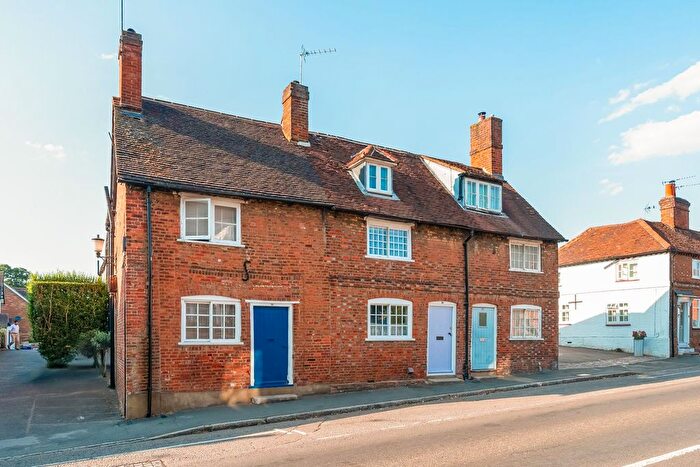 3 Bedroom Terraced House For Sale In Wycombe End, Beaconsfield, HP9