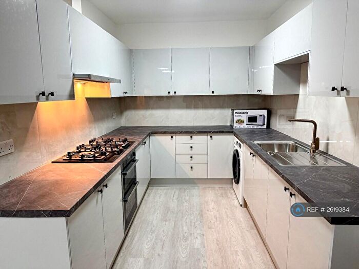 6 Bedroom Terraced House To Rent In Morley Road, London, E15