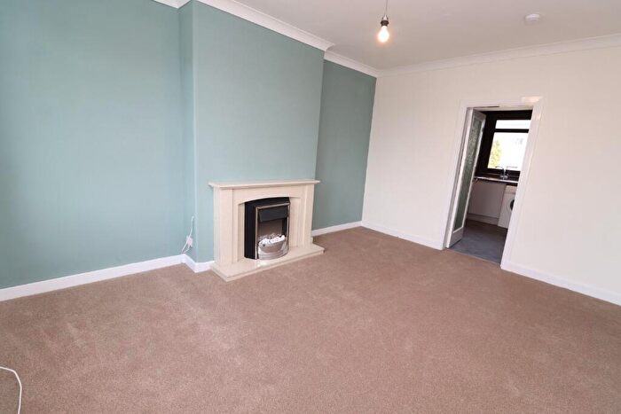 2 Bedroom Flat To Rent In Don Street, Riddrie, Glasgow, G33