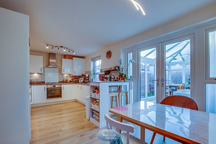 4 Bedroom Detached House For Sale In Orange Tip Close, Worksop, S81