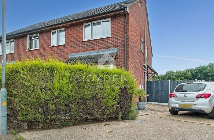 2 Bedroom Cluster House To Rent In Gilberd Road Colchester, CO2