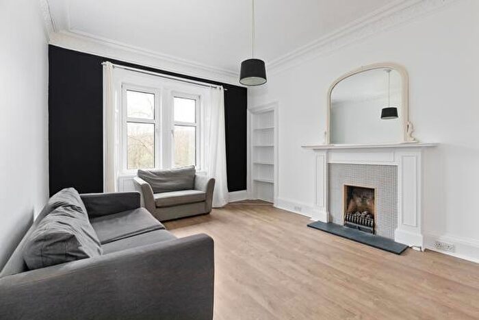 2 Bedroom Flat To Rent In Royal Park Terrace, Meadowbank, Edinburgh, EH8