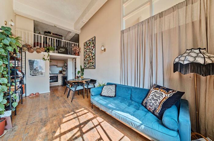 2 Bedroom Flat For Sale In Lexington Building, Bow Quarter, London, E3