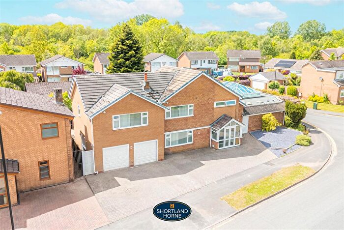 7 Bedroom Detached House For Sale In De Montfort Way, Cannon Park, Coventry, CV4