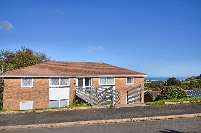 2 Bedroom Flat For Sale In Raddicombe Drive, Brixham, TQ5