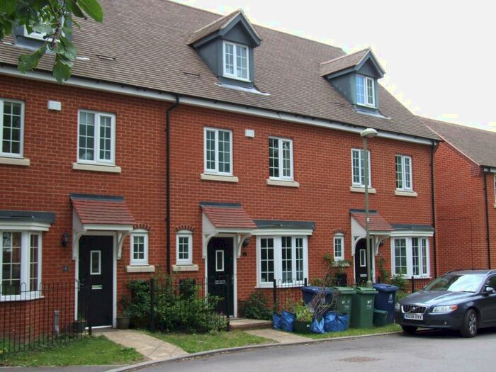 4 Bedroom Terraced House To Rent In Medhurst Way, Oxford, OX4