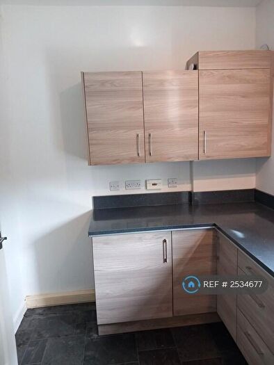 2 Bedroom Flat To Rent In Windsor Road, Falkirk, FK1