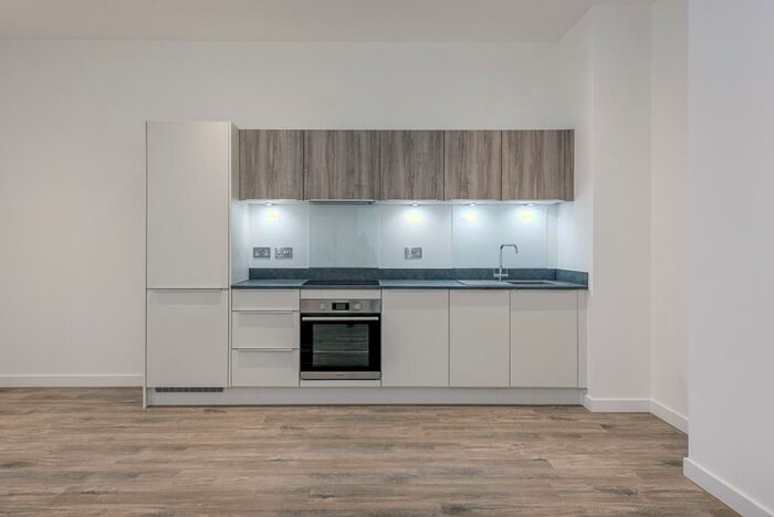 1 Bedroom Flat To Rent In North Star House Swindon, SN2