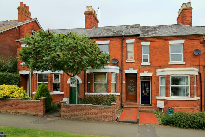 3 Bedroom House To Rent In Warwick Street, Daventry, Northants, NN11