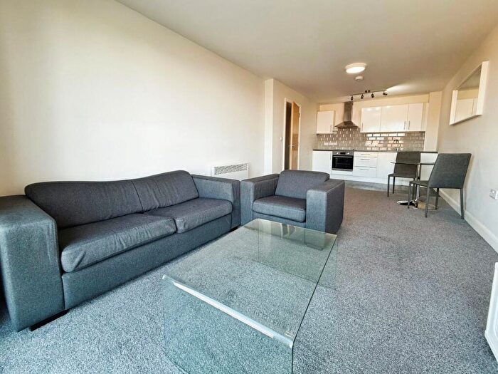 1 Bedroom Flat To Rent In Skinner Lane, Leeds, West Yorkshire, LS7