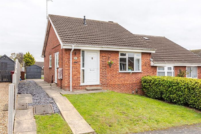 2 Bedroom Semi-Detached Bungalow To Rent In Lambourne Rise, Scunthorpe, DN16
