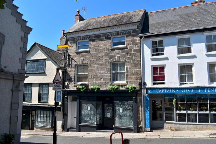 1 Bedroom Flat To Rent In St. Thomas Street, Penryn, TR10