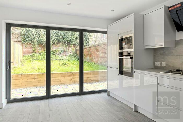 3 Bedroom Semi-Detached House To Rent In Cottesmore Road, Lenton, Nottingham, NG7