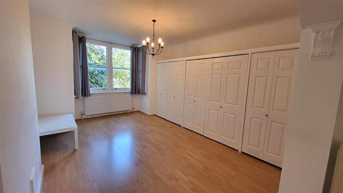 Studio To Rent In The Ridgeway, Enfield, EN2