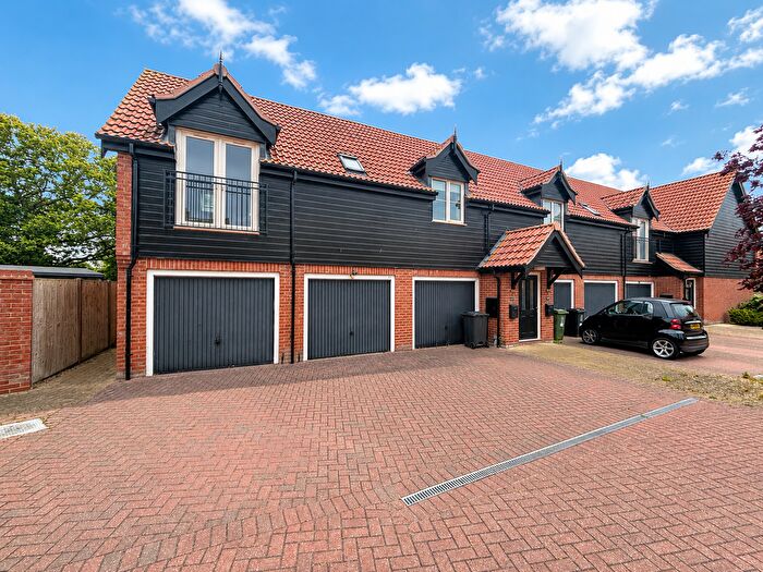 1 Bedroom Flat For Sale In Marsh Road, Hemsby, NR29