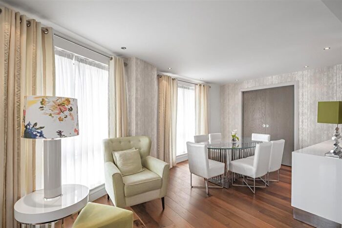 4 Bedroom Flat For Sale In Counter House, Park Street, Chelsea Creek, Fulham, SW6