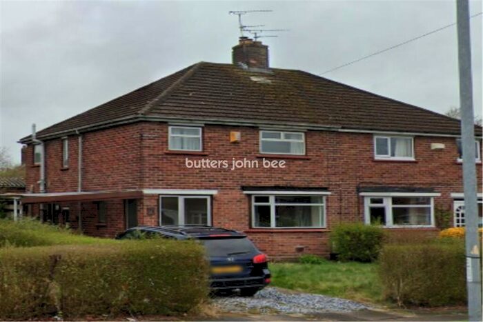 3 Bedroom Semi-Detached House To Rent In Hargrave Avenue, CW2