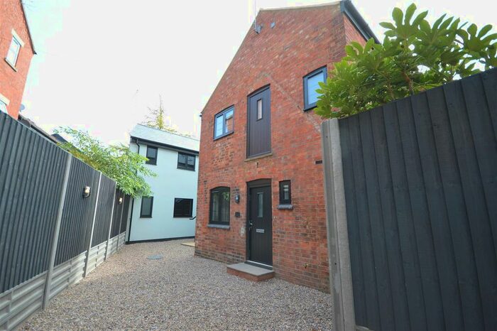 1 Bedroom Flat To Rent In Bailiff Street, Northampton, NN1