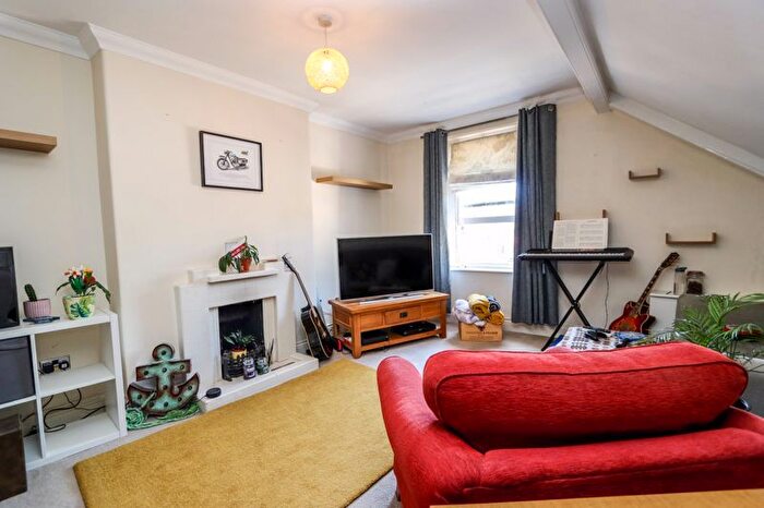 1 Bedroom Flat To Rent In Old Church Road, Clevedon, BS21