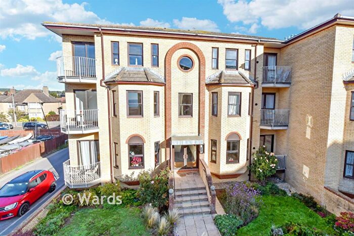 2 Bedroom Apartment For Sale In South Road, Hythe, Kent, CT21