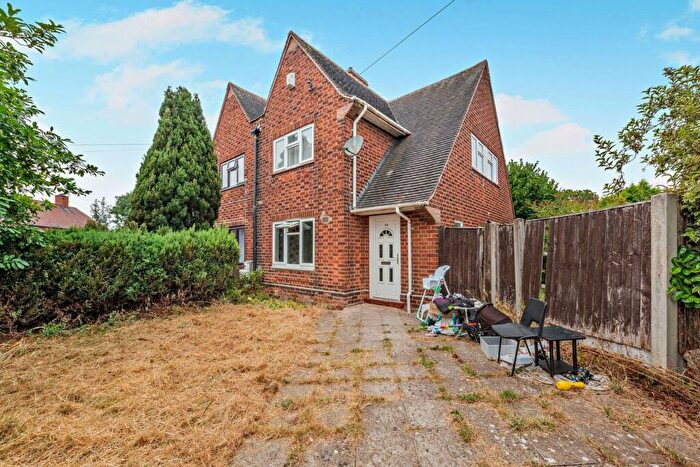 3 Bedroom Semi-Detached House For Sale In Seaton Crescent, Nottingham, NG8