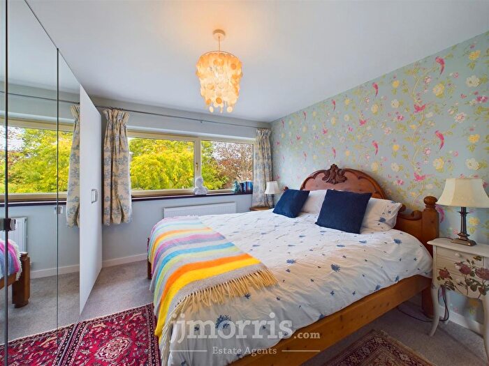 4 Bedroom Detached House For Sale In Uzmaston Road, Haverfordwest, SA61