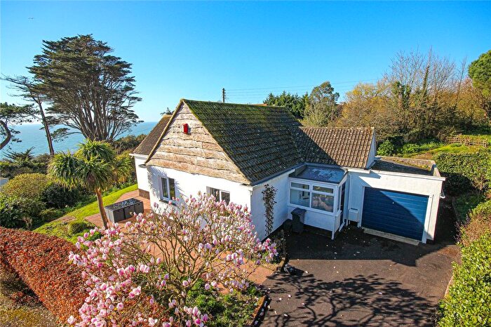 3 Bedroom Bungalow For Sale In Highcliffe Close, Seaton, Devon, EX12