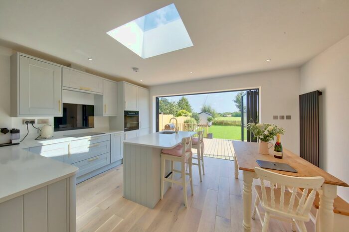 4 Bedroom Semi-Detached House To Rent In Ancaster Crescent, New Malden KT3