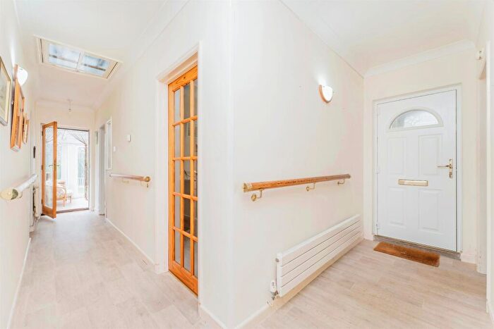 2 Bedroom Detached Bungalow For Sale In Saffron Road, Higham Ferrers, NN10