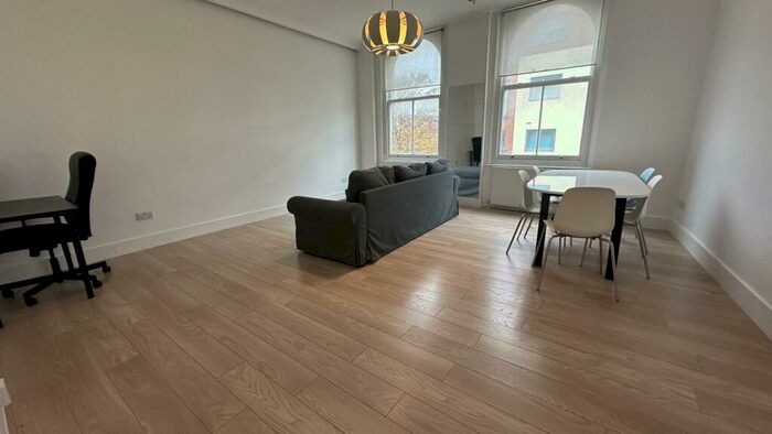 2 Bedroom Flat To Rent In Stratford Road, Upton Park, E13