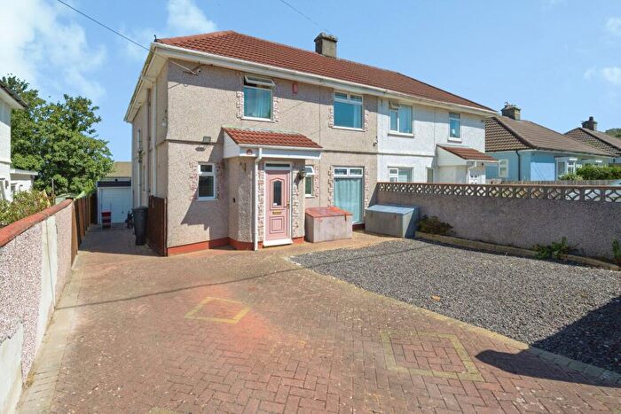 4 Bedroom Semi-Detached House For Sale In Pomphlett Close, Plymouth, Devon, PL9