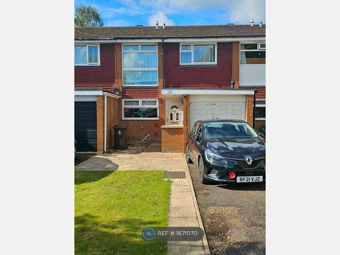 3 Bedroom Terraced House To Rent In Wenlock Edge, Charvil, Reading, RG10