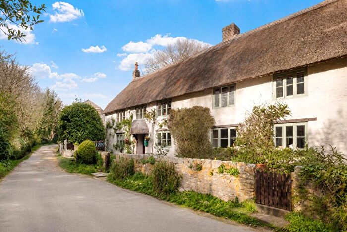 3 Bedroom Detached House For Sale In Upwey, Weymouth, Dorset, DT3
