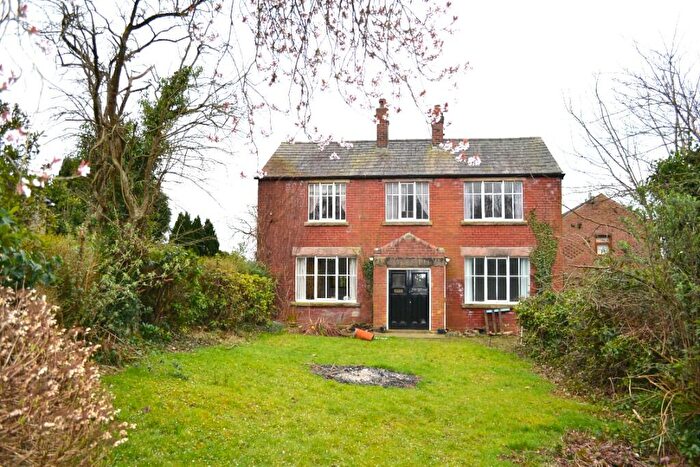 3 Bedroom Farm House For Sale In Bolton Road, PR6