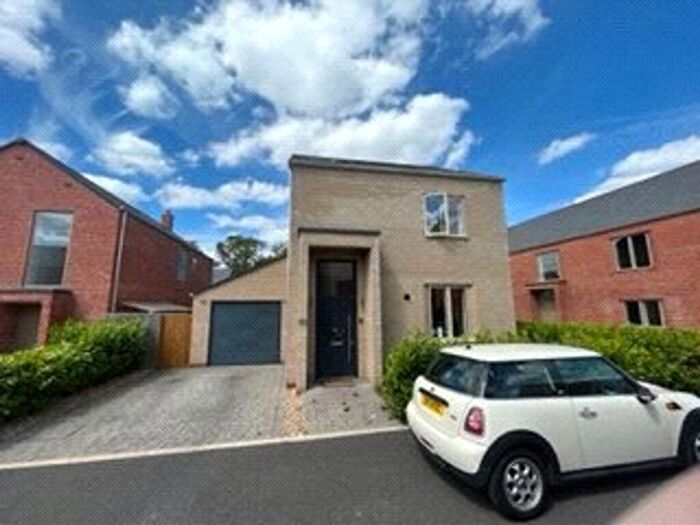 3 Bedroom Detached House To Rent In The Birches, Humberston, DN36