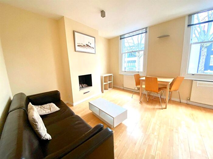 2 Bedroom Flat To Rent In Kew Road, Richmond, TW9